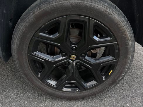 Used 2023 Rivian R1T AWD Adventure image 9