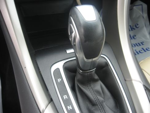 Used 2013 Ford Fusion Energi SE image 12