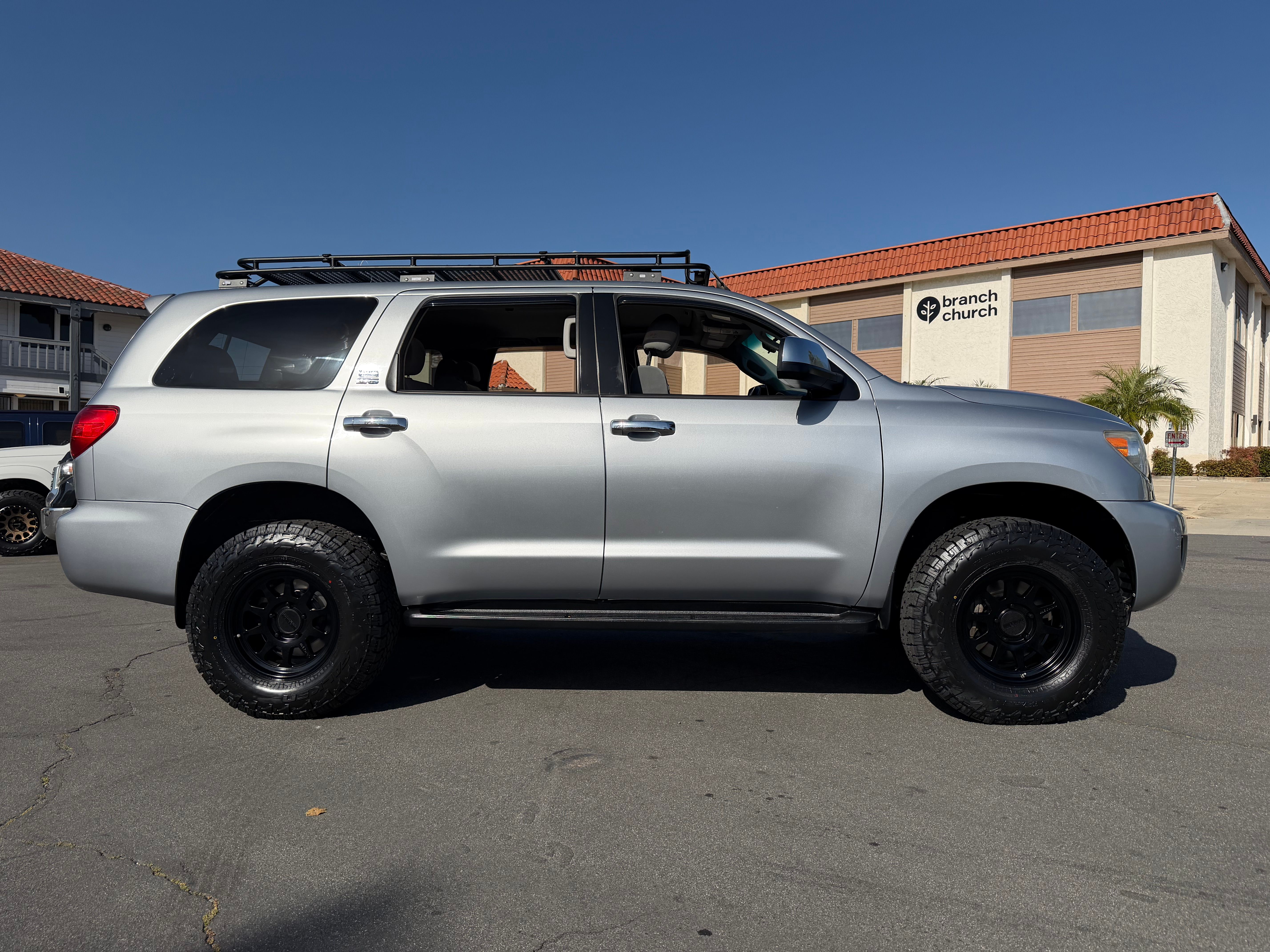 Used 2014 Toyota Sequoia 4WD SR5 image 14