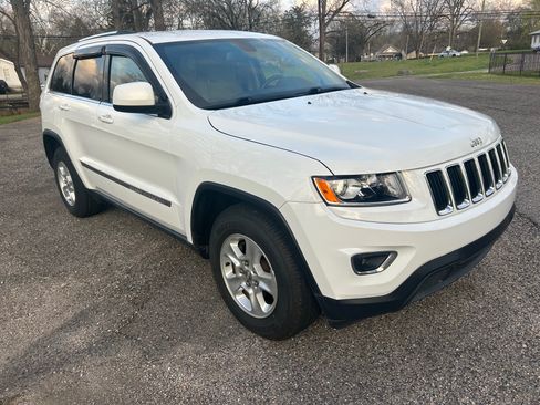 Used 2015 Jeep Grand Cherokee 2WD Laredo image 4