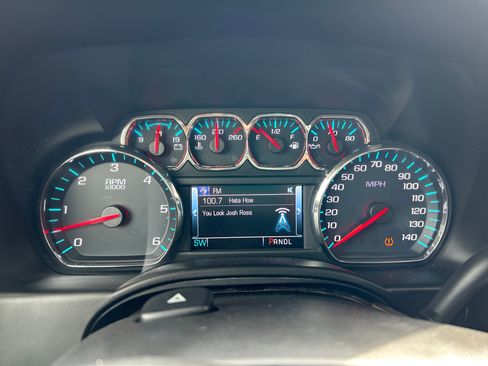 Used 2019 Chevrolet Tahoe 4WD image 17