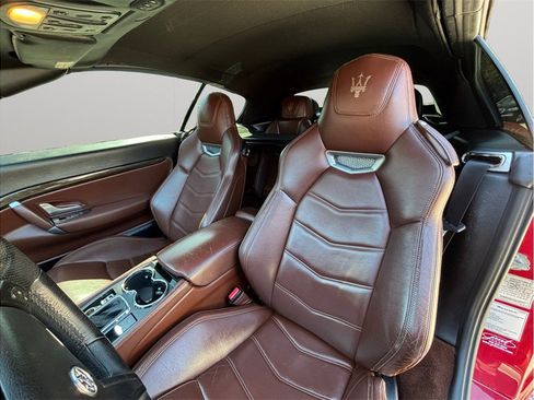 Used 2016 Maserati GranTurismo Sport image 18