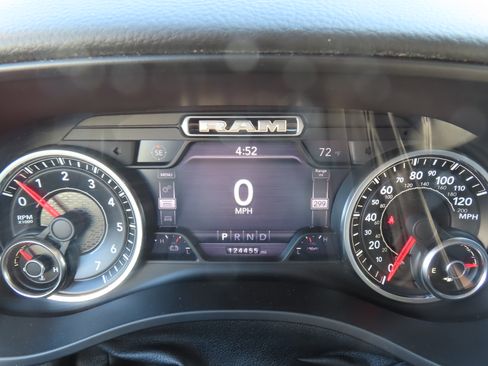 Used 2019 RAM 1500 Big Horn image 18