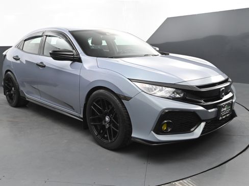 Used 2019 Honda Civic Sport image 7