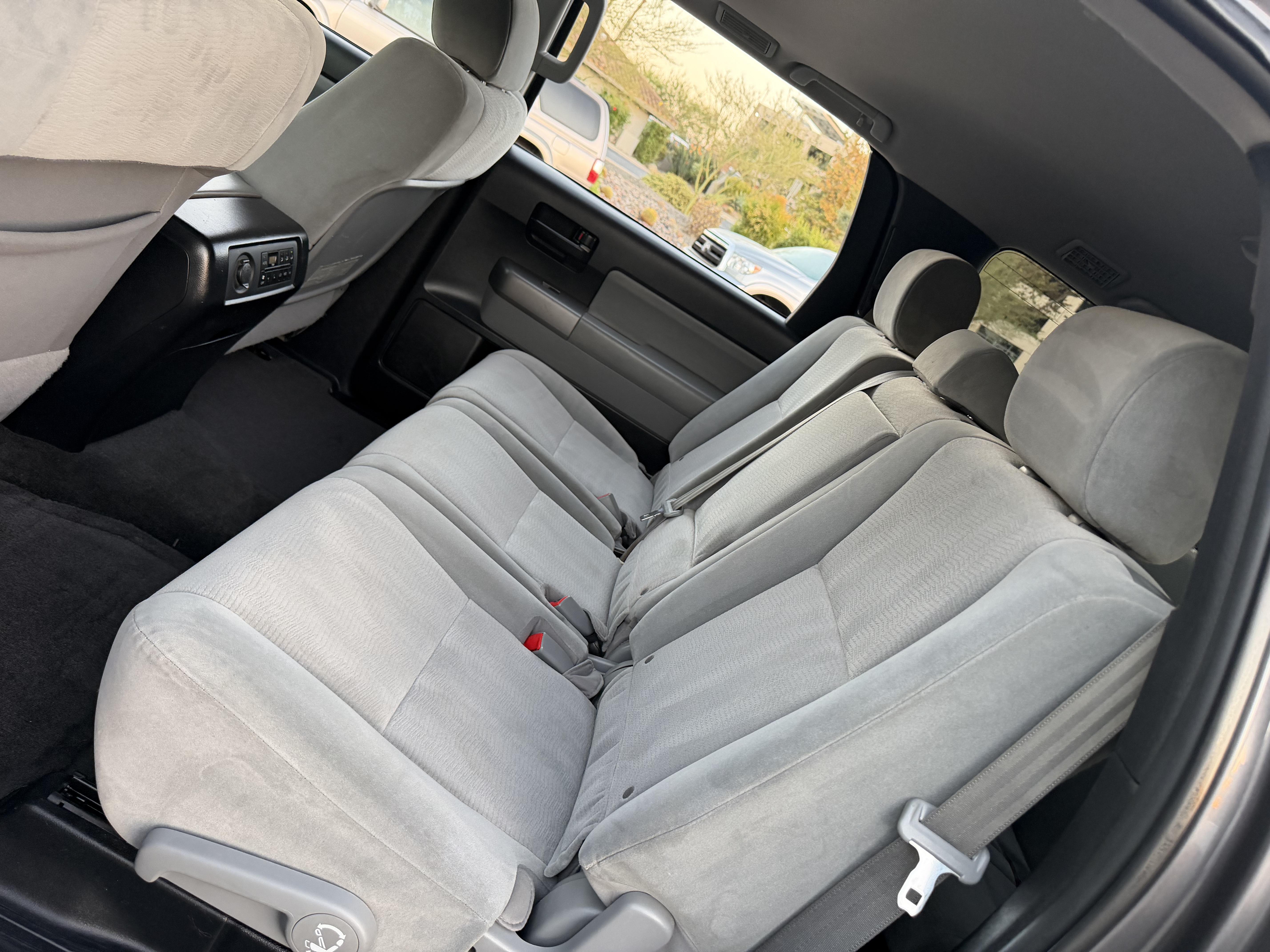 Used 2012 Toyota Sequoia 4WD image 24