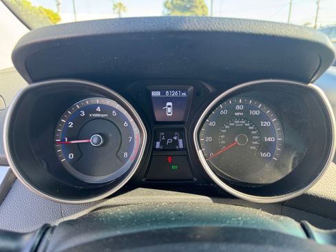 Used 2016 Hyundai Elantra GT image 24