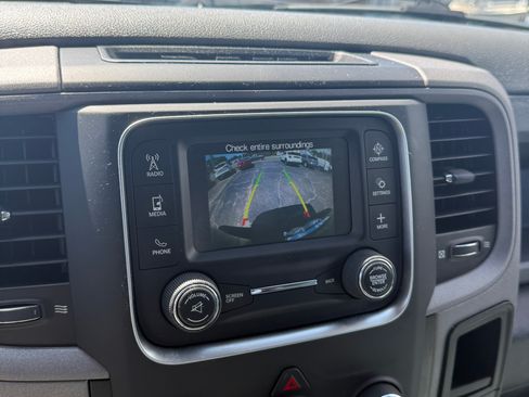Used 2019 RAM 1500 2WD Crew Cab Classic Tradesman image 12
