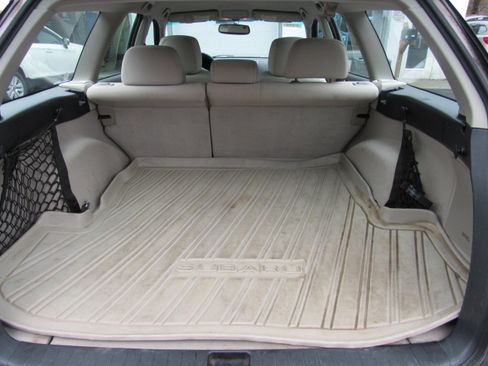 Used 2009 Subaru Outback 2.5i Premium image 15