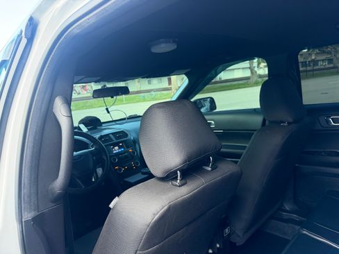 Used 2017 Ford Explorer 4WD Police Interceptor image 22