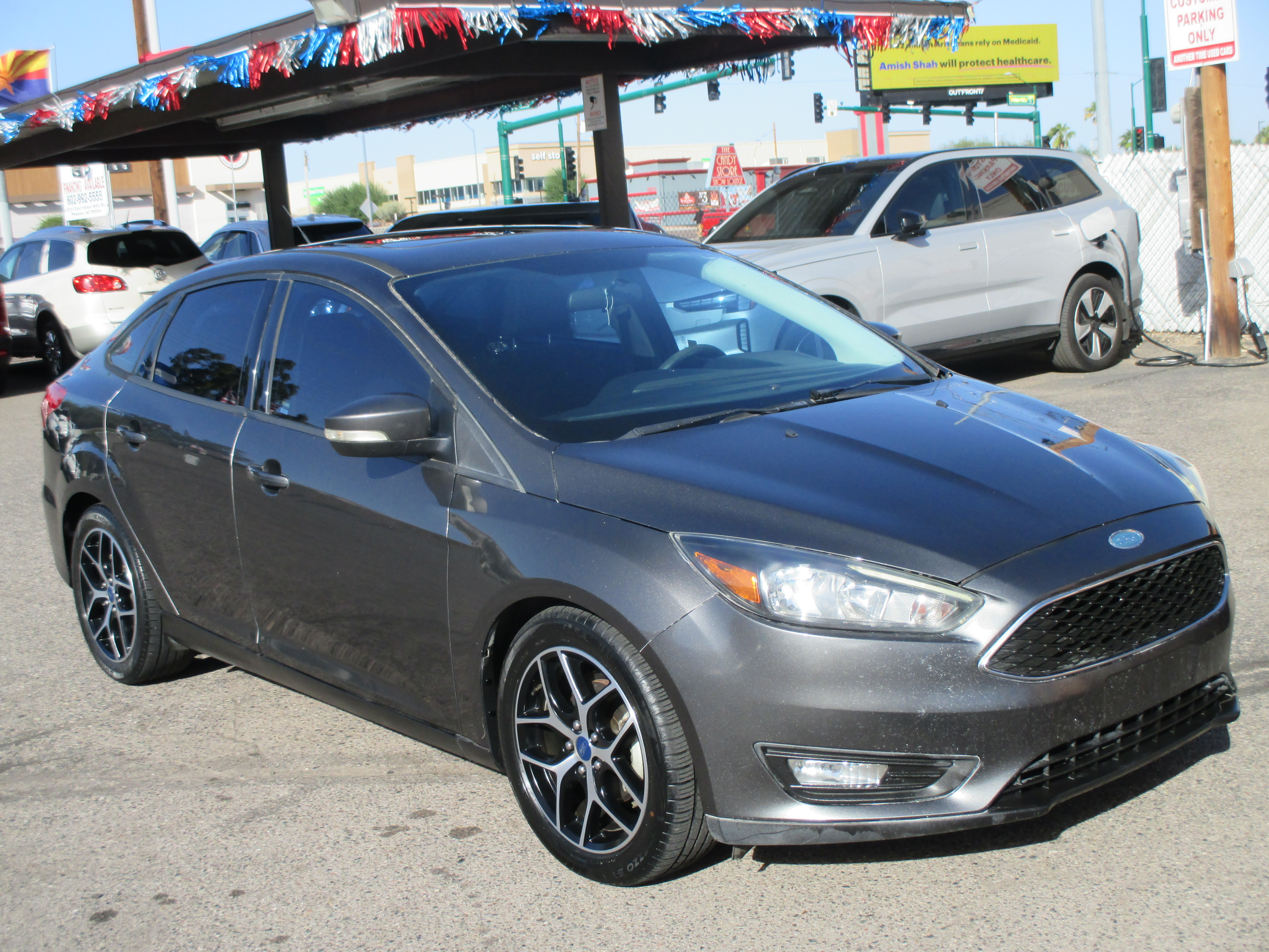 Used 2018 Ford Focus SEL Sedan FWD image 3