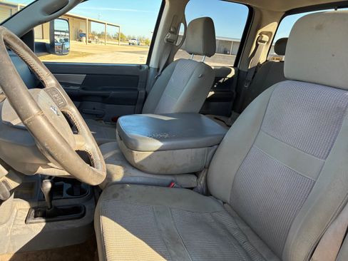 Used 2007 Dodge Ram 3500 Truck SLT image 11