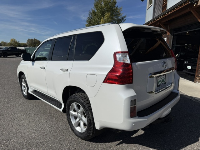 Used 2011 Lexus GX 460 GX 460 Luxury Sport Utility 4D AWD/4WD image 3