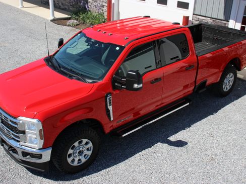 Used 2024 Ford F250 4x4 Crew Cab XLT image 19