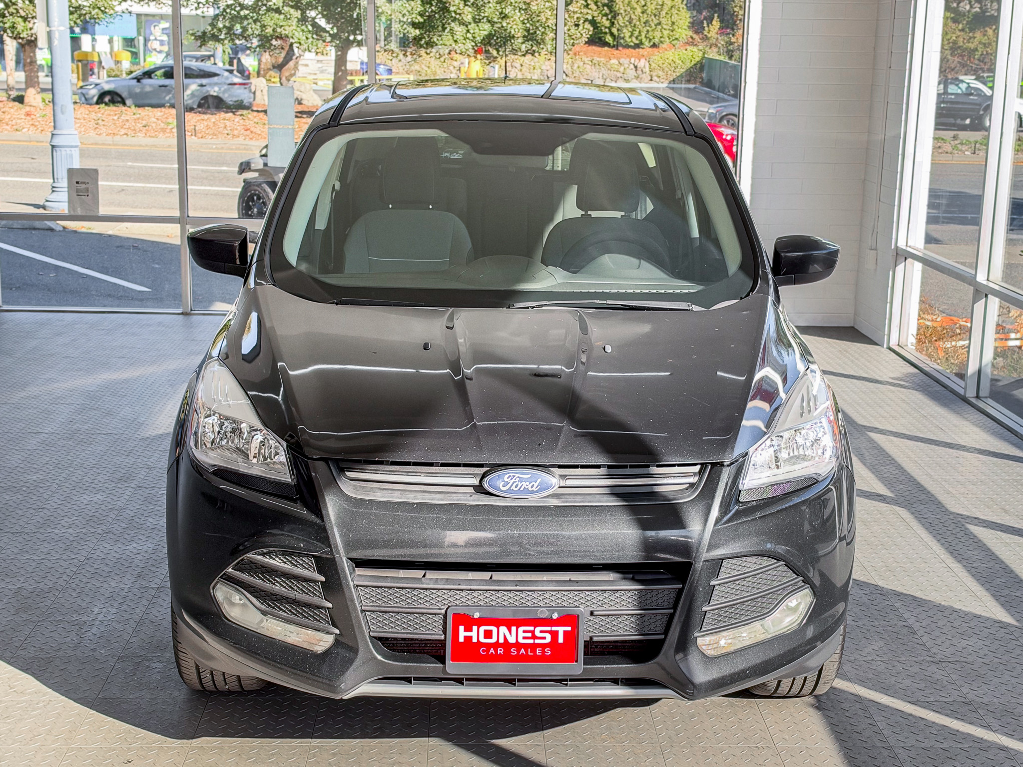 Used 2014 Ford Escape 4WD SE image 2