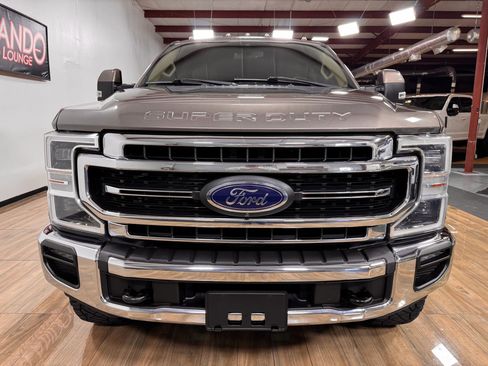 Used 2020 Ford F250 Lariat image 2