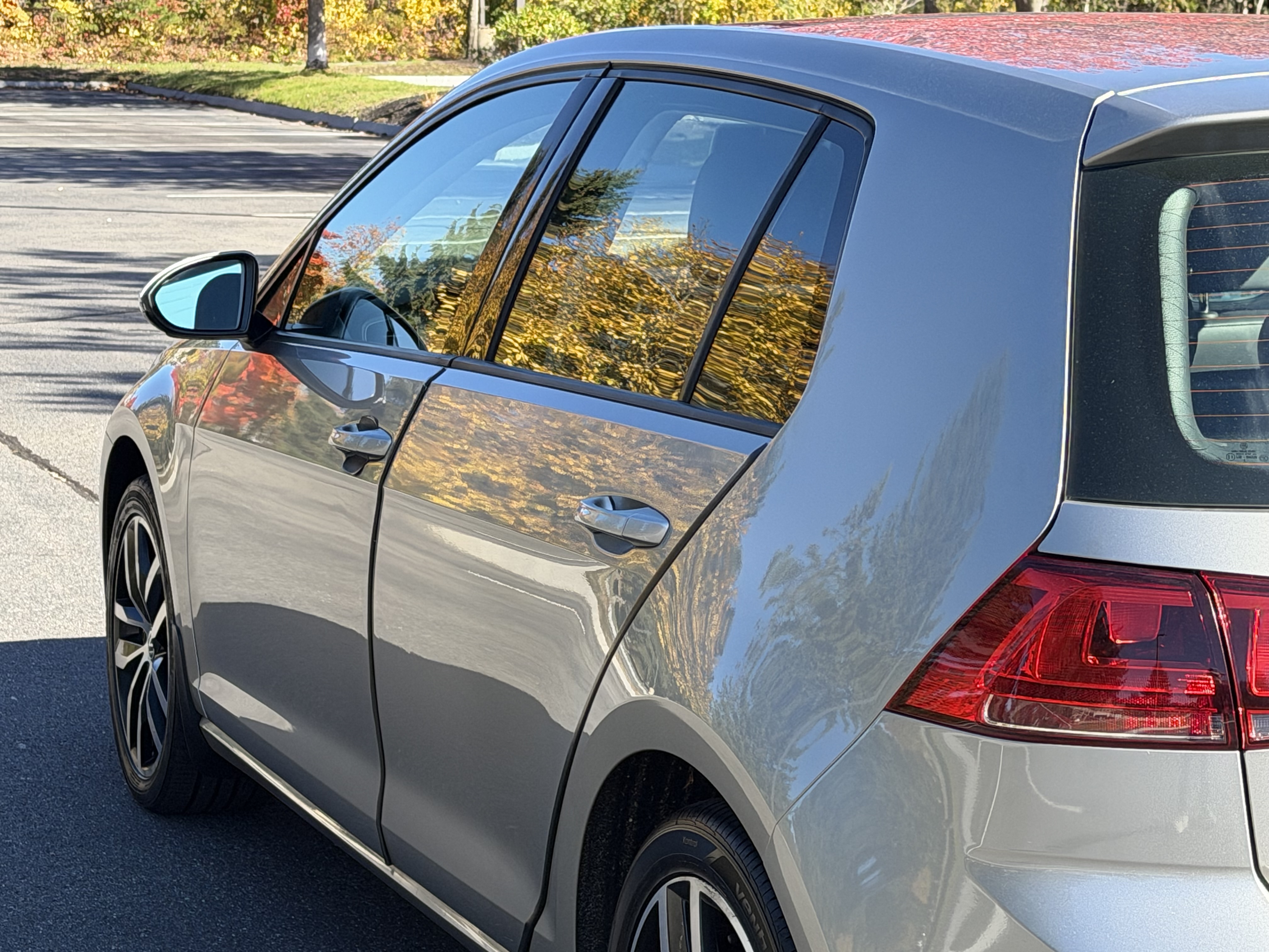 Used 2016 Volkswagen Golf SE FWD image 76