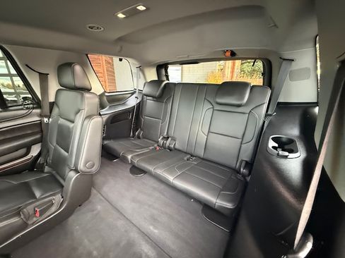 Used 2019 GMC Yukon SLT image 18