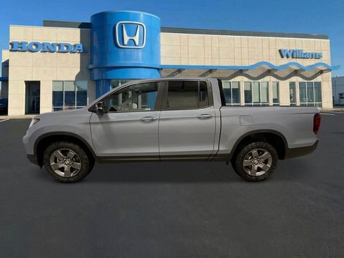 New 2026 Honda Ridgeline TrailSport image 2