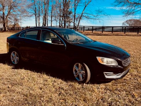 Used 2015 Volvo S60 T5 Platinum image 7