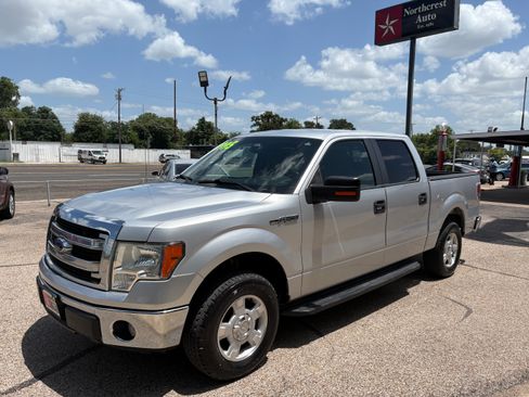Used 2013 Ford F150 2WD SuperCrew XLT image 1