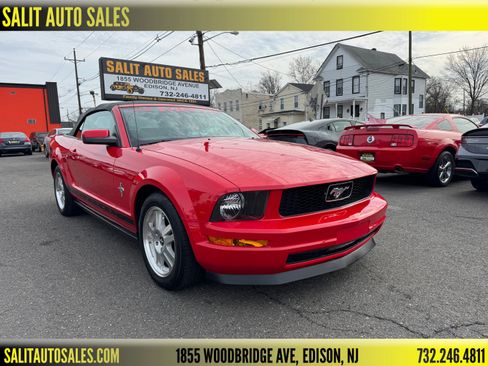 Used 2007 Ford Mustang Premium image 1