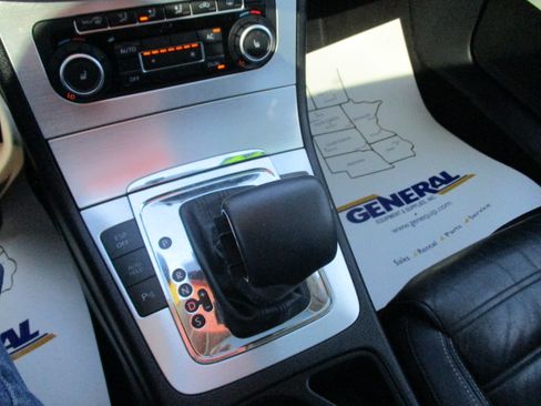 Used 2009 Volkswagen CC Luxury FWD image 43