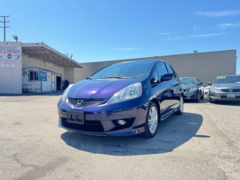 Used 2009 Honda Fit Sport image 2