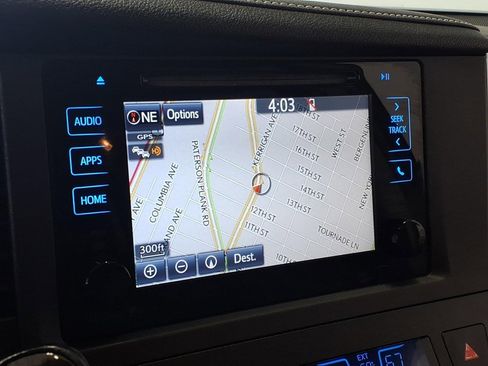 Used 2015 Toyota Sienna XLE image 14