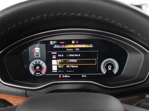 Used 2022 Audi Q5 2.0T Premium Plus image 31