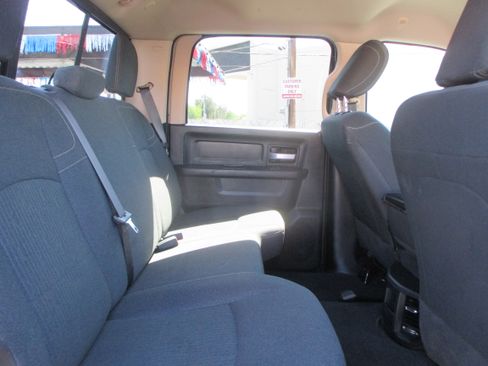 Used 2019 RAM 2500 4x4 Crew Cab Tradesman image 17