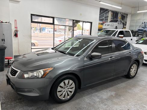 Used 2009 Honda Accord LX Sedan image 1