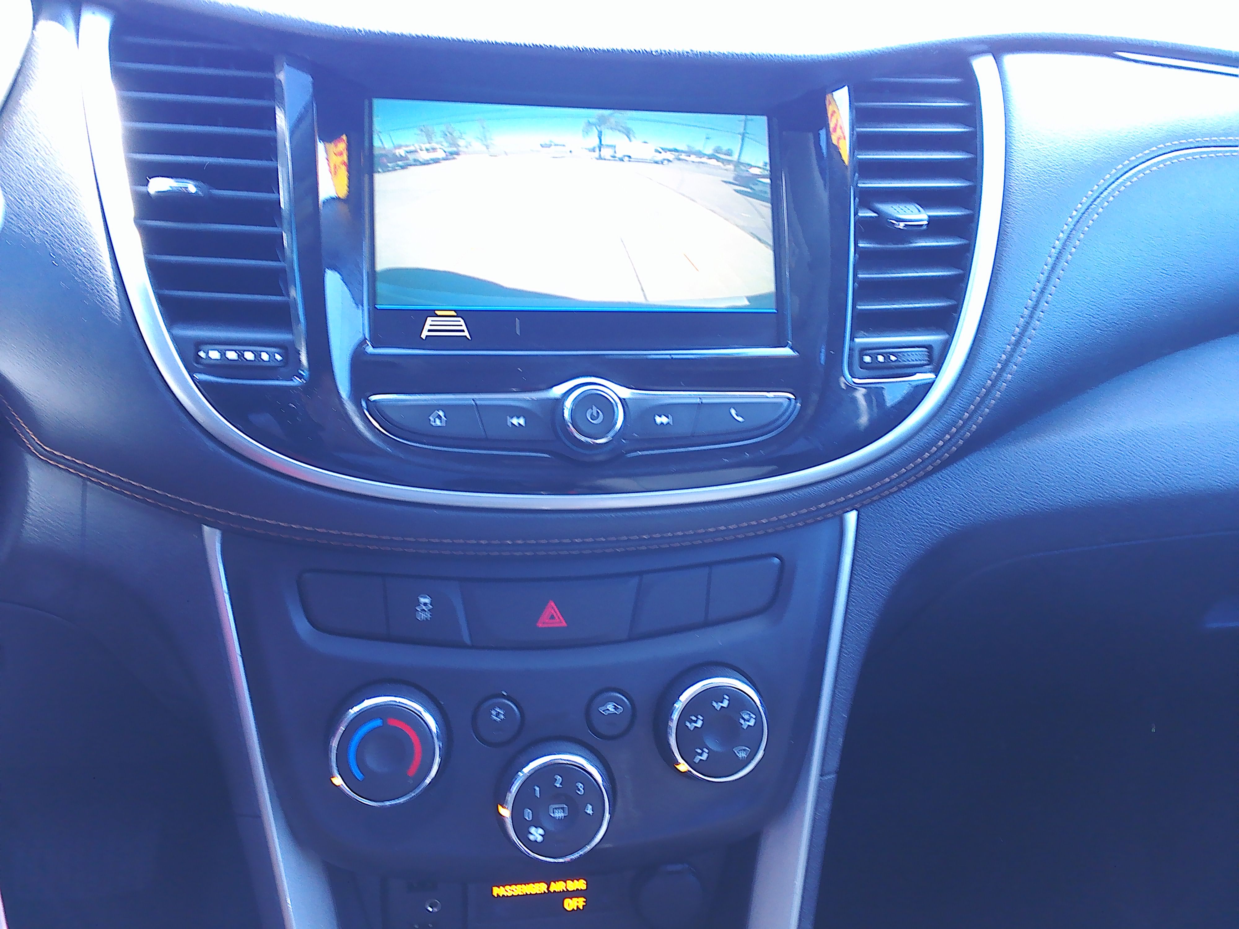 Used 2018 Chevrolet Trax LS FWD image 16