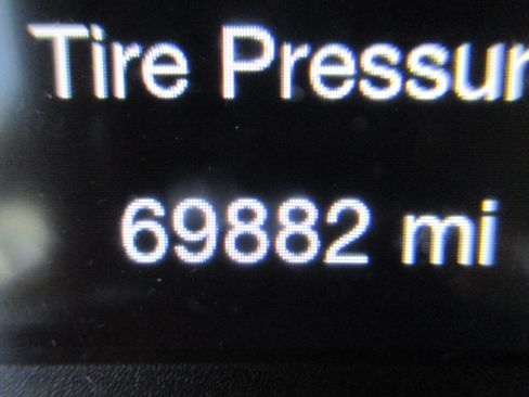 Used 2018 Jeep Grand Cherokee 4WD Limited w/ Off Road Group image 3