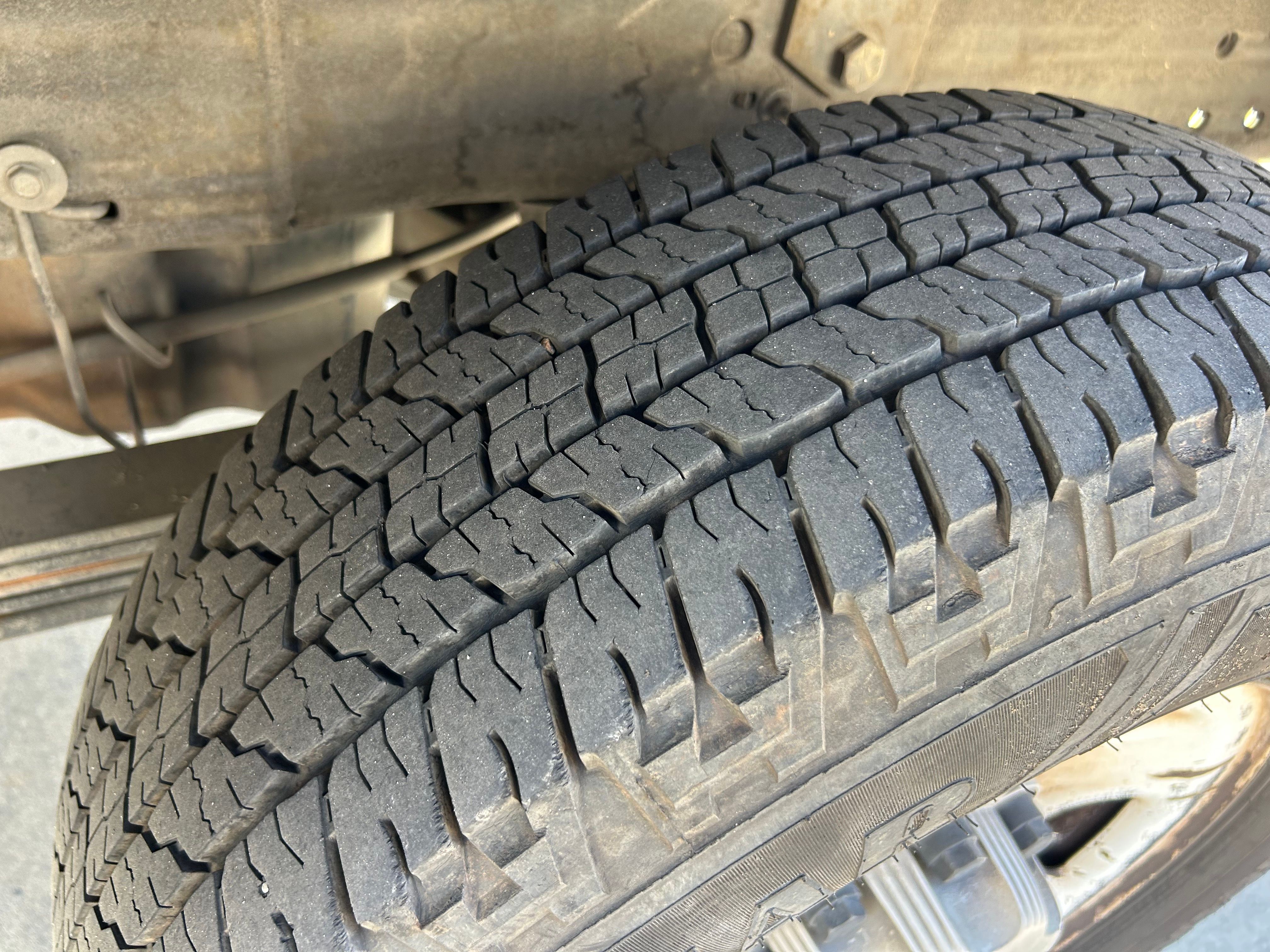 Used 2007 Chevrolet Silverado 2500 2WD Regular Cab image 6