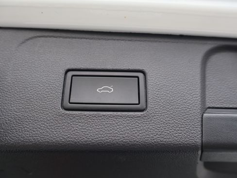 Used 2023 Volkswagen Atlas SEL image 15