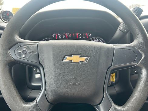 Used 2017 Chevrolet Silverado 2500 image 12
