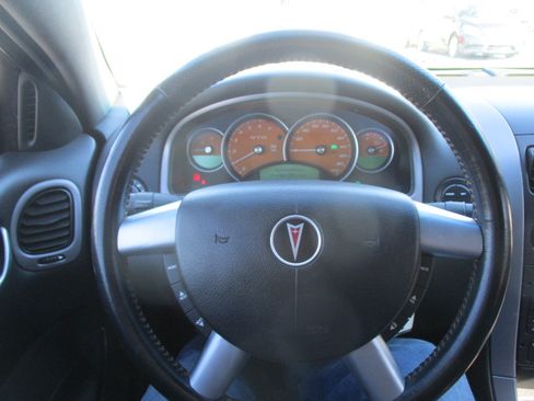 Used 2006 Pontiac GTO image 27