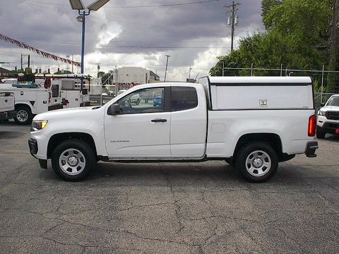 Used 2022 Chevrolet Colorado W/T image 9