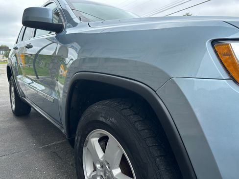 Used 2012 Jeep Grand Cherokee Laredo image 10