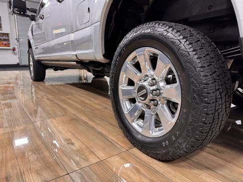 Used 2017 Ford F250 Platinum image 10