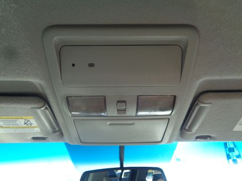 Used 2011 Nissan Frontier PRO-4X image 57