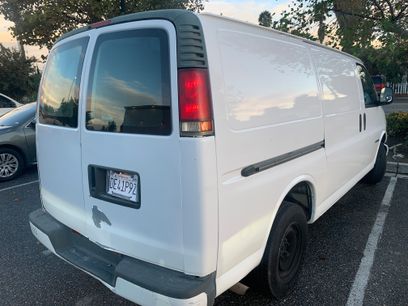 Used 2000 Chevrolet Express 2500 LS