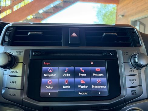 Used 2016 Toyota 4Runner 4WD image 11