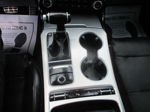 Used 2018 Kia Stinger GT-Line image 7