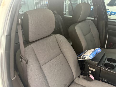 Used 2011 Ford Crown Victoria Police Interceptor RWD image 31