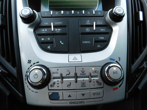 Used 2016 Chevrolet Equinox LT image 19