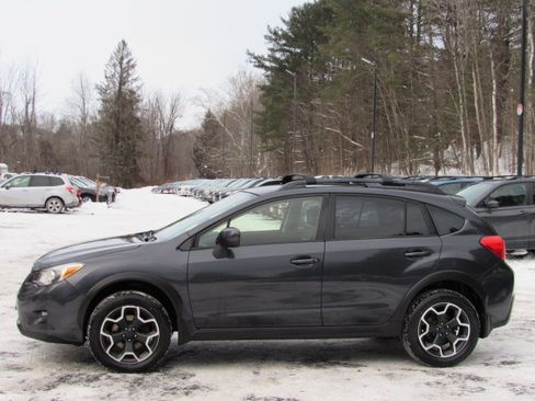 Used 2014 Subaru XV Crosstrek 2.0i Limited image 4