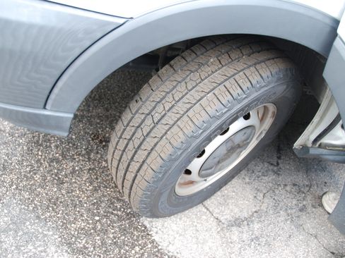 Used 2015 Ford Transit 150 image 29