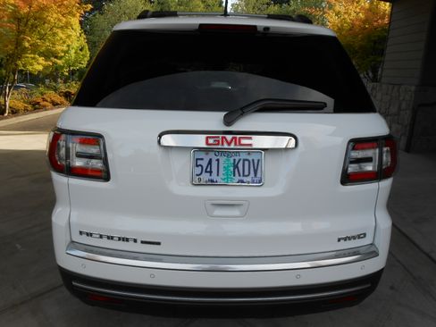 Used 2017 GMC Acadia Limited AWD SLT image 5