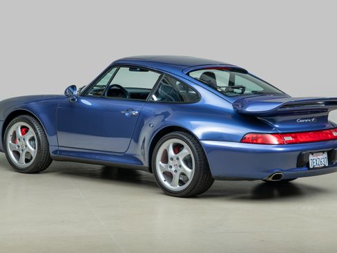 Used 1998 Porsche 911 Carrera 4S image 4
